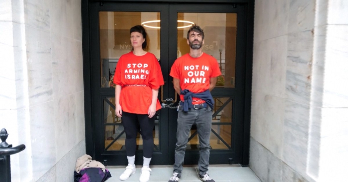 Protesters Demonstrate Outside New York City Synagogue for Second Time in Six Days