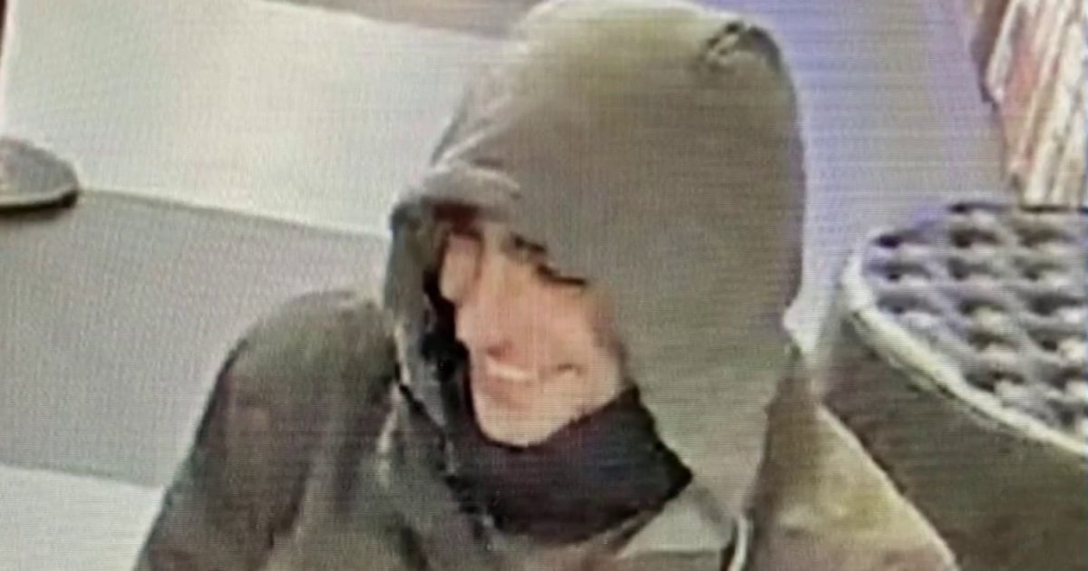 Police release new photos of UnitedHealthcare shooting suspect