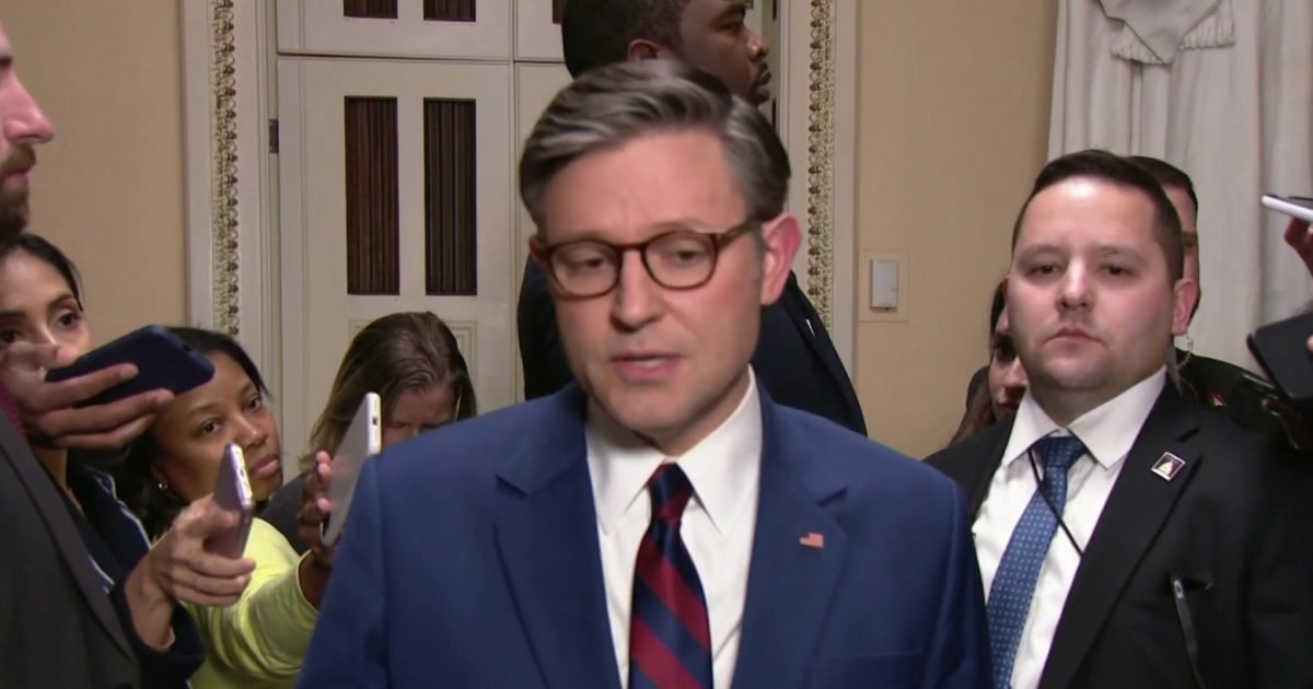 Congress scrambles to avoid a government shutdown before the holidays