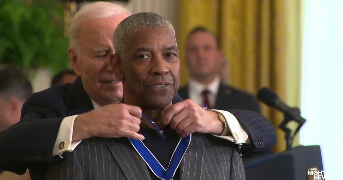 Biden honors 19 politicians, philanthropists, cultural icons with