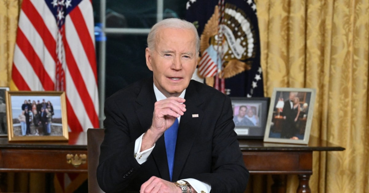 Biden advierte contra la «oligarquía que toma forma en Estados Unidos» y pide salvaguardar la democracia