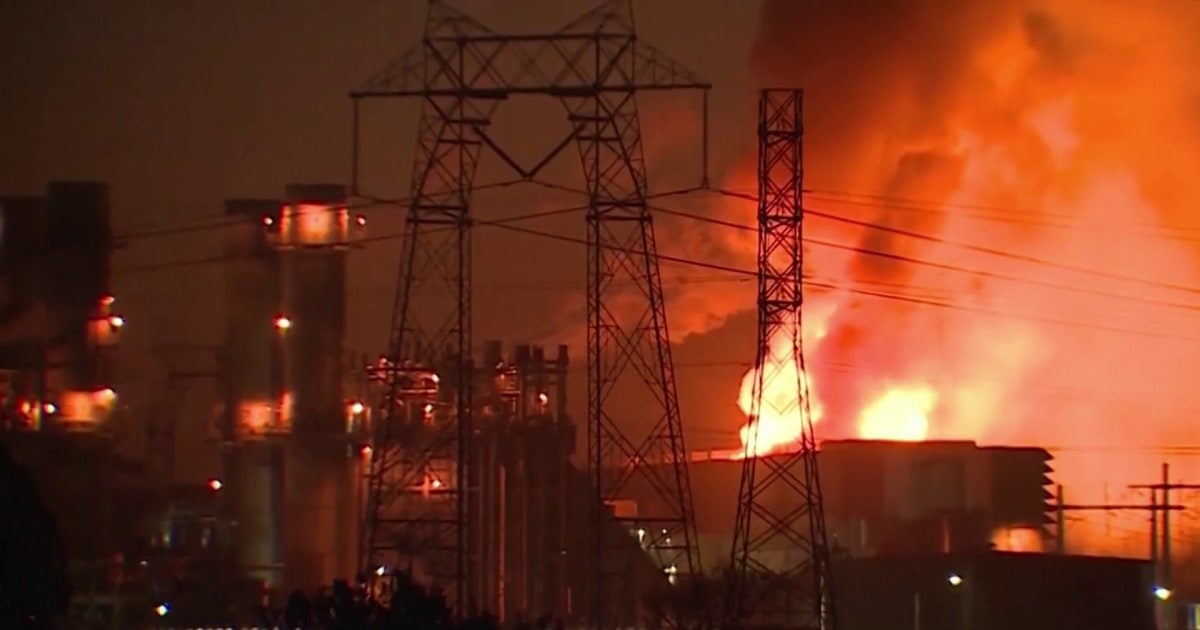 Fire at Calif. power plant nearly under control after lithium batteries ignited