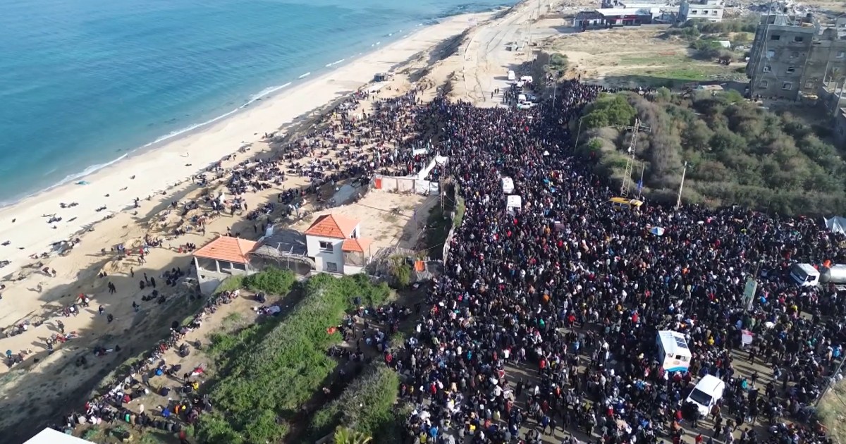Drone video shows thousands of displaced Palestinians waiting to return to northern Gaza