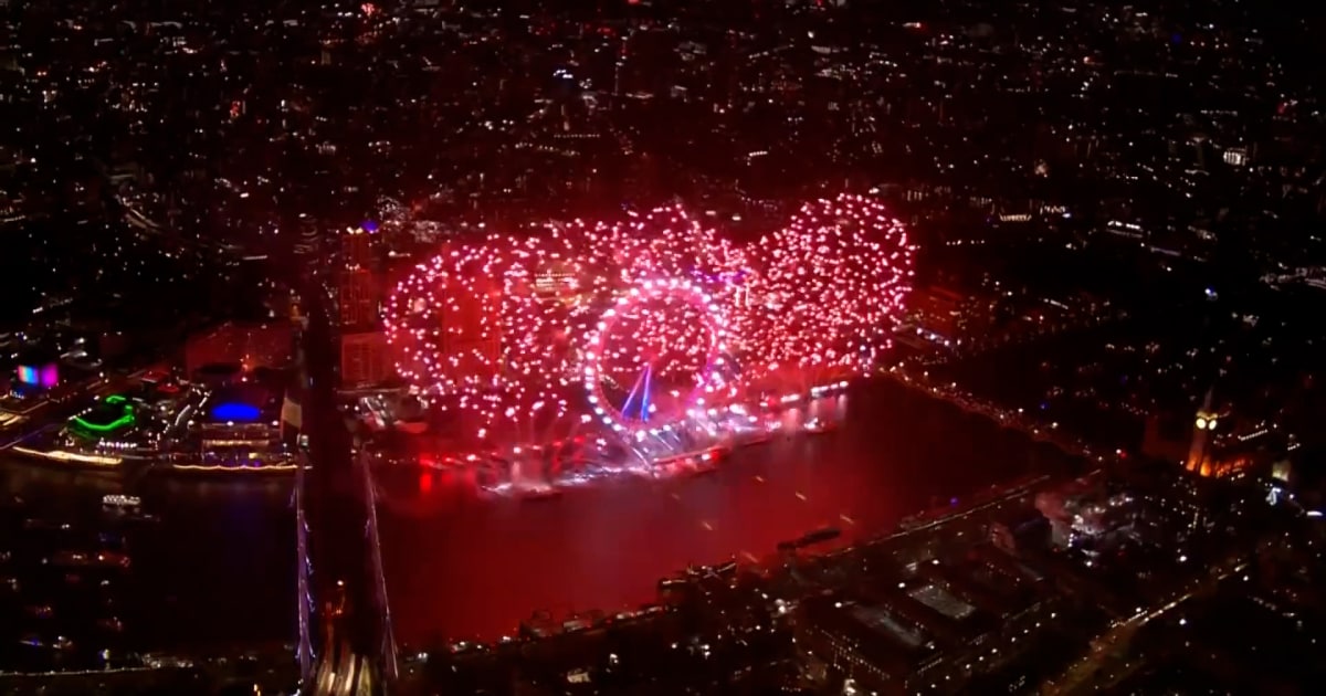 Watch New Year’s 2025 celebrations from around the world