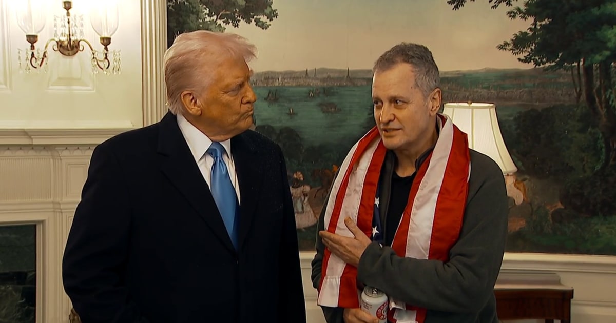 El maestro estadounidense Marc Fogel se reúne con Trump después de la liberación de Rusia