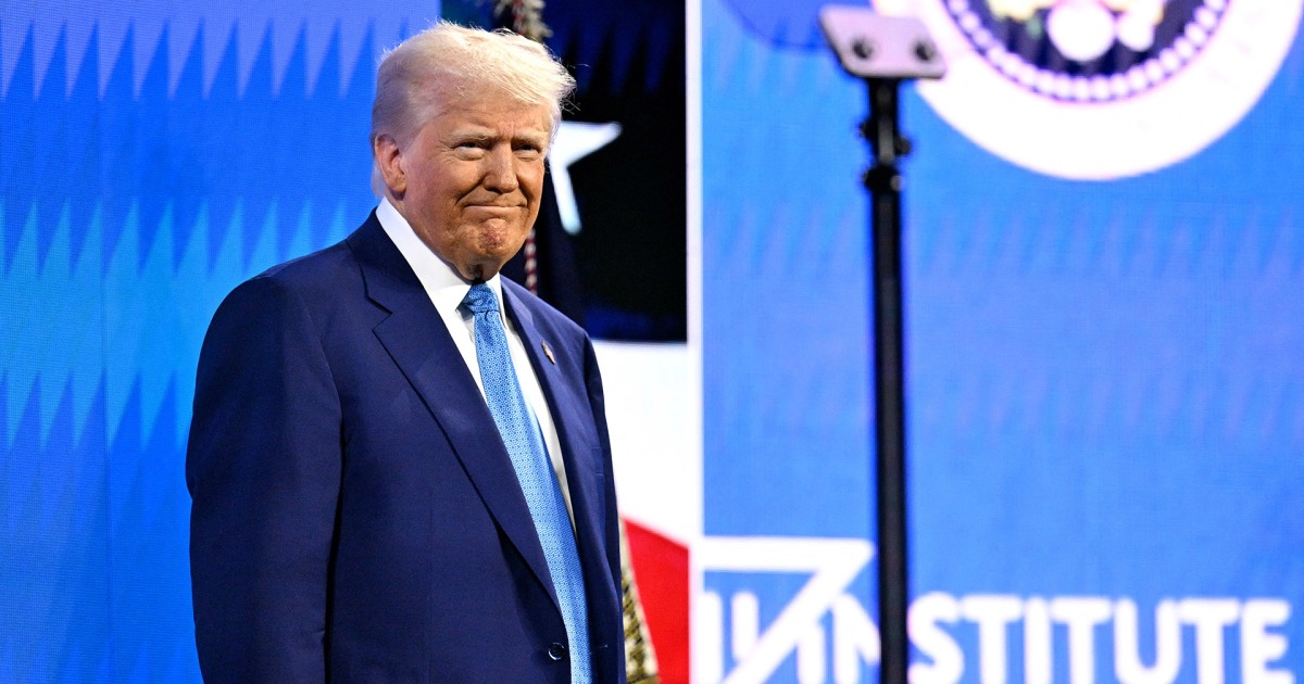 Trump speaks at Republican Governors Association meeting