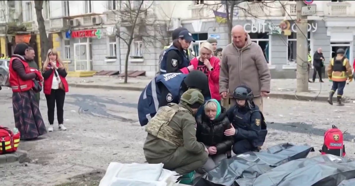 Russian missile strike kills 35 in Ukraine