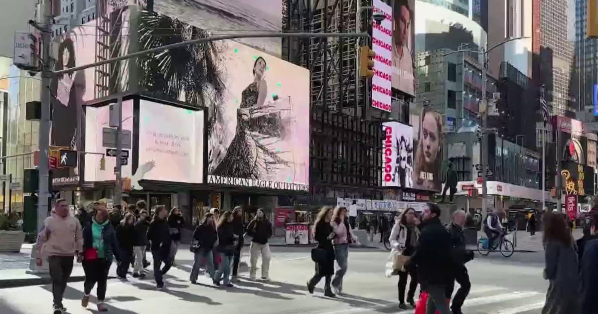 Millionaires surge in NYC as middle class gets priced out