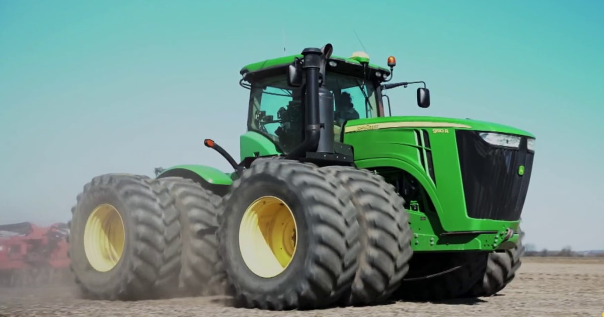 Farmers challenge John Deere's control over equipment repair