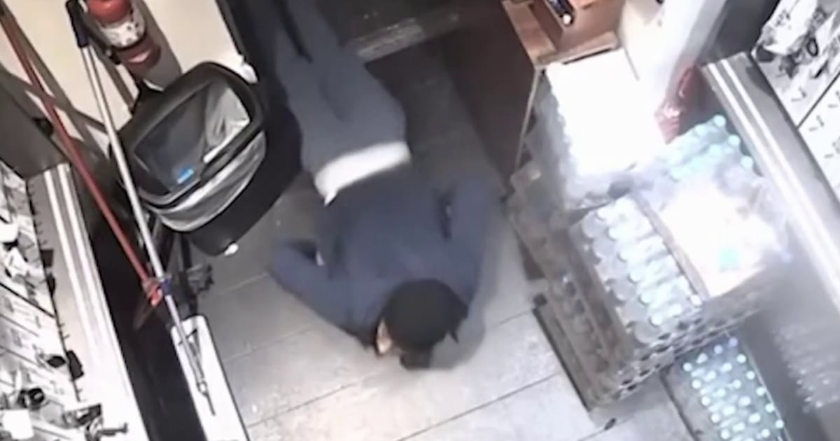 Video shows man allegedly stealing car keys from Miami hotel valet