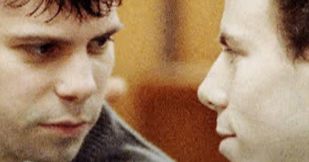 Judge grants resentencing hearing for Menendez brothers
