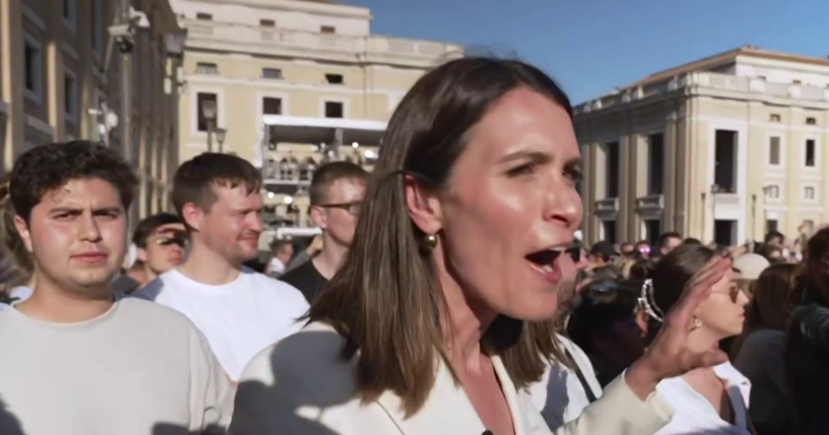 'We've got it!': Vatican crowd reacts to white smoke signaling new pope