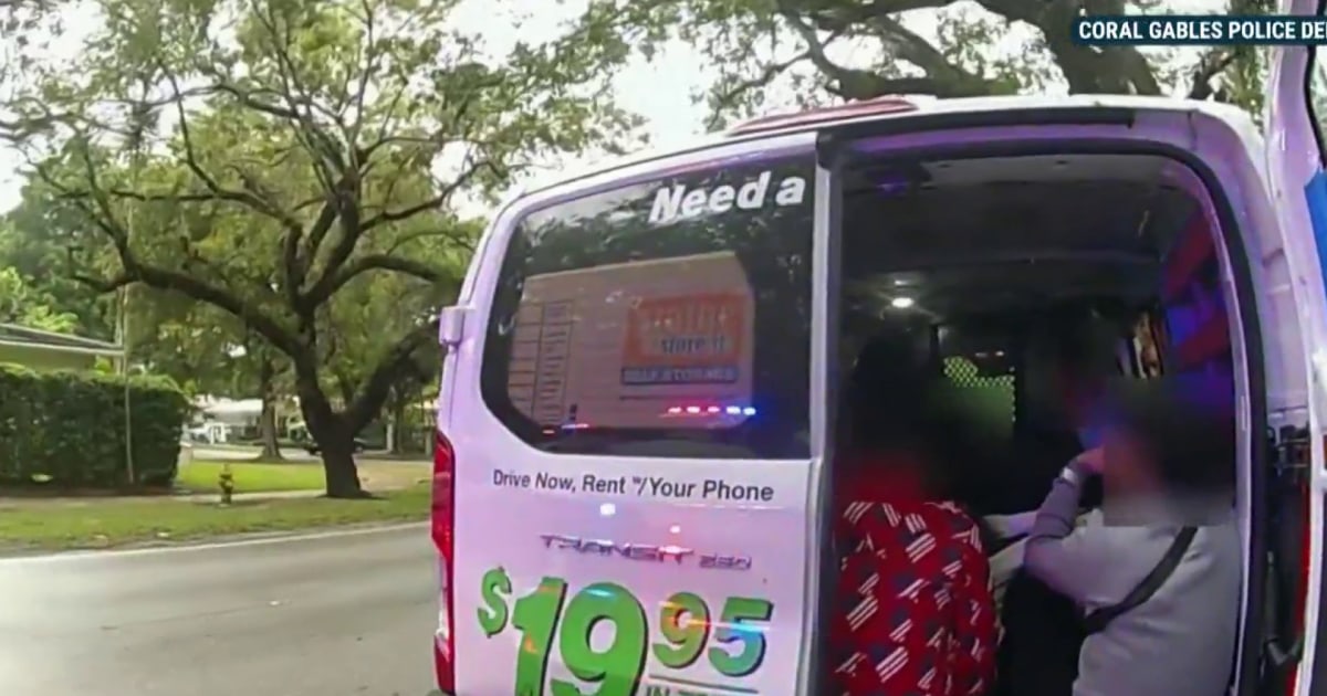 Video shows Florida police stopping smuggling operations