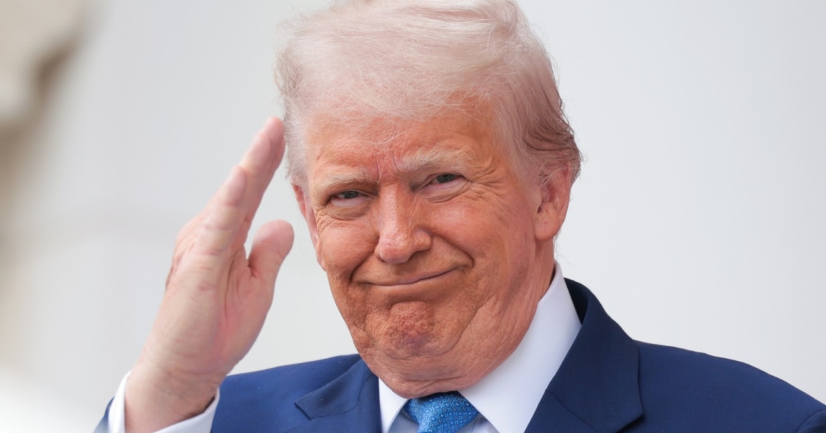 ‘Not even remotely normal’: New concern over Trump’s rambling speeches, posts