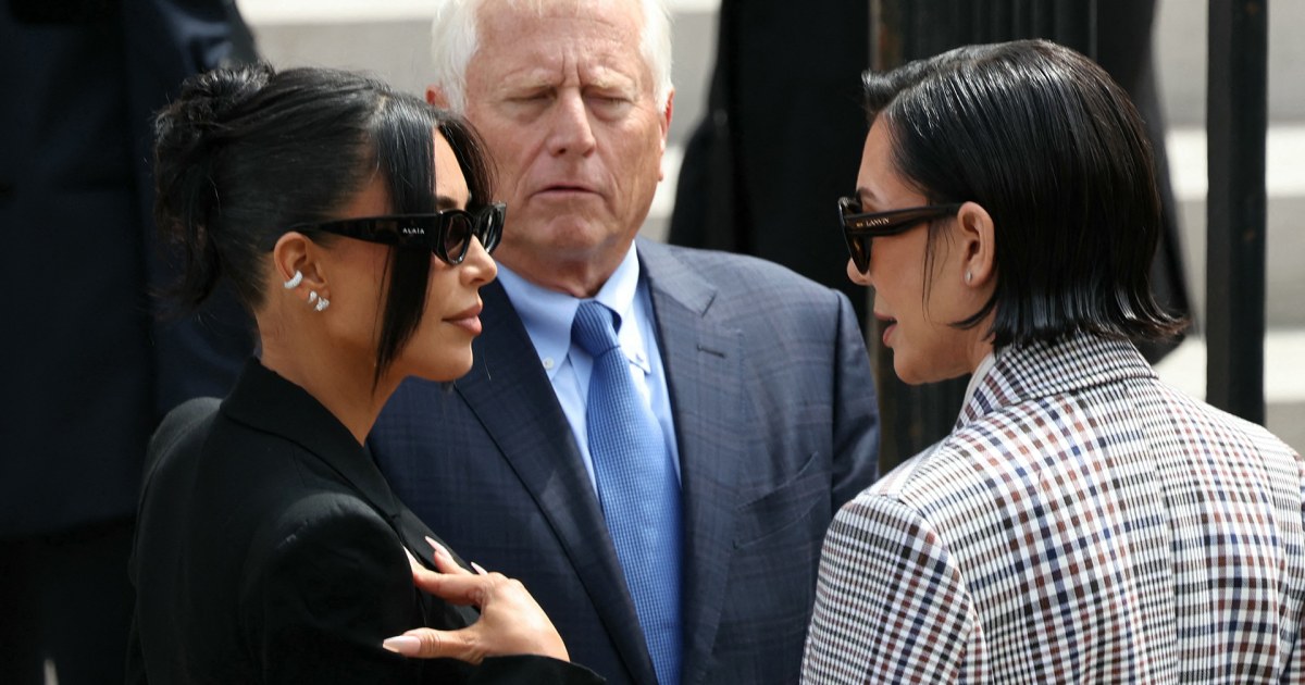 Kim Kardashian arrives in court ahead of testimony in robbery case