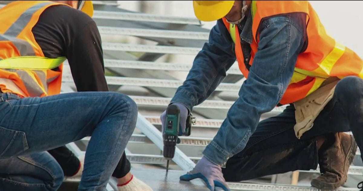 U.S. economy adds 139,000 jobs in May while unemployment rate holds steady