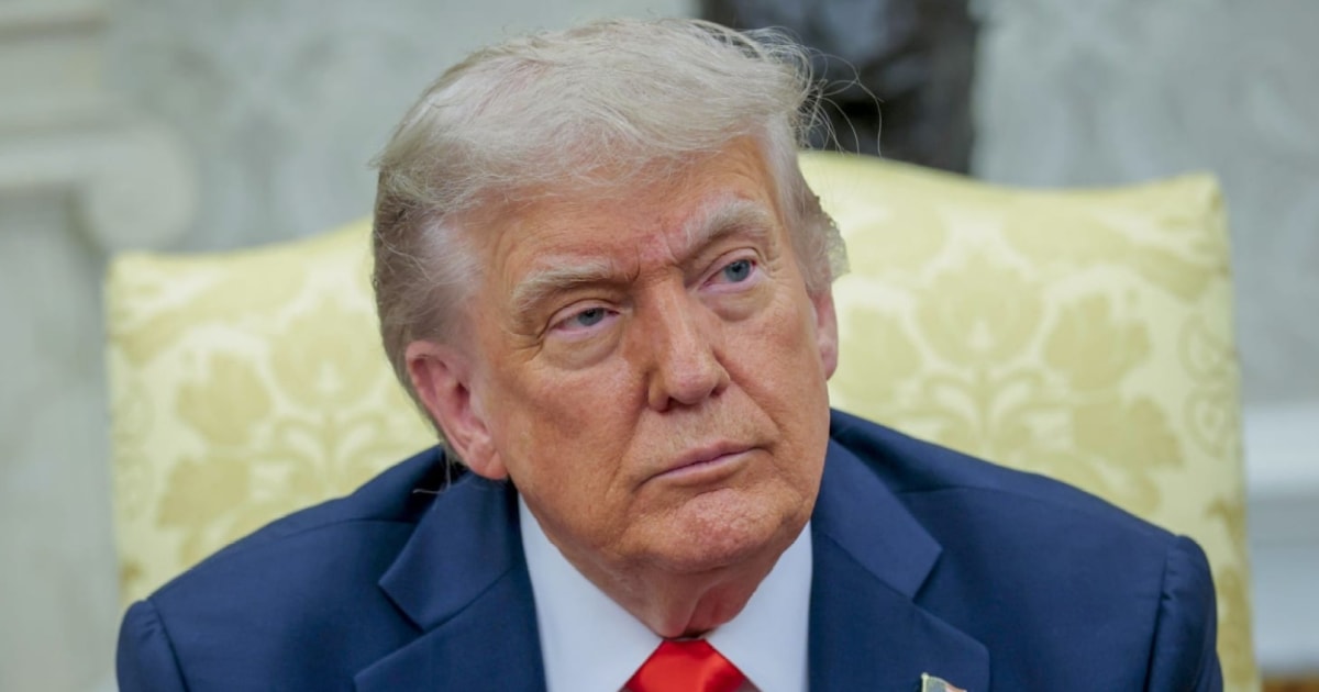 Former Trump admin. staffer slams executive order calling him an ‘egregious leaker’