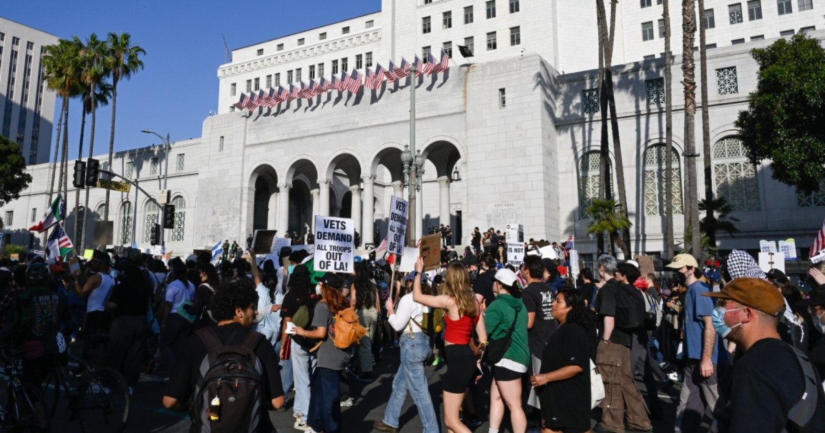 Rev. Al to protesters: Don't play into Trump's hands with violence, conduct non-violent protest