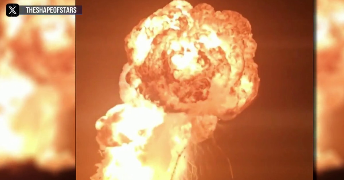 SpaceX Starship explodes during ground test