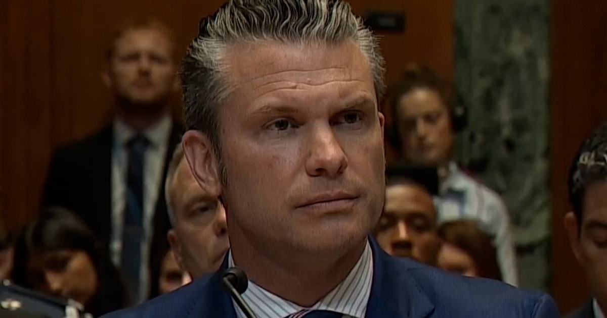 Dem. Senator presses Hegseth on Qatari Air Force One deal