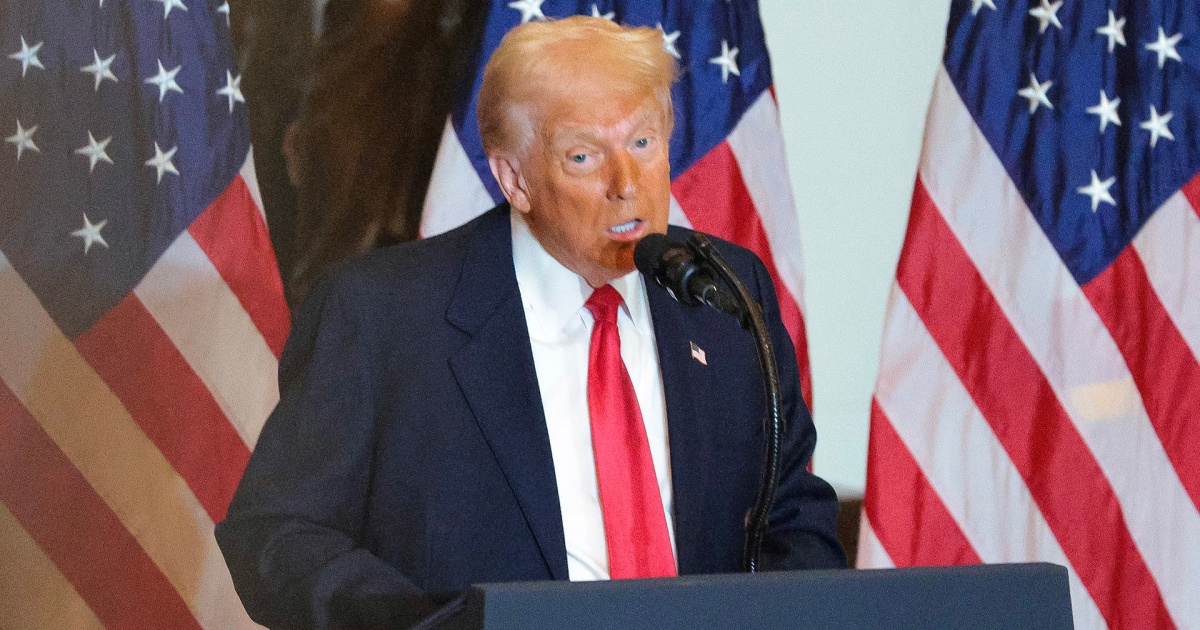 Trump delivers remarks at Fort Bragg