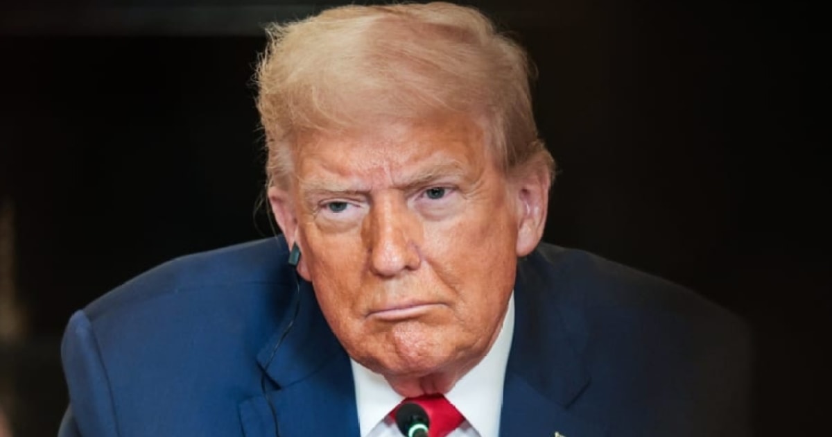 ‘Handshakes but no pieces of paper’: Symone rips Trump on so-called deals