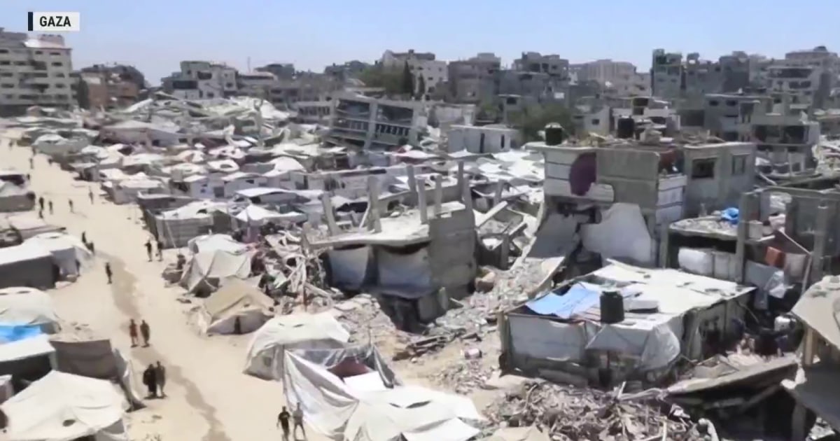 'Chaos, desperation, hellscape': The growing humanitarian crisis in Gaza