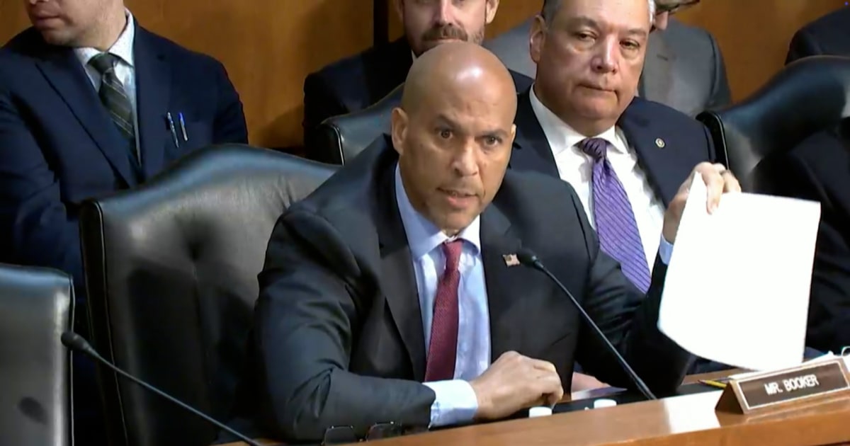 Senators Clash, Democrats Urge Pressure Over Epstein Files