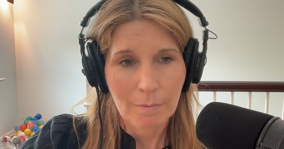 Team USA soccer legend: Protesting Trump "in the streets" makes me "hopeful"