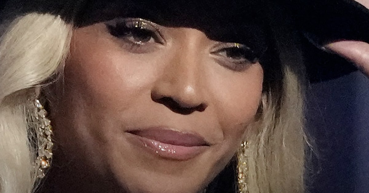 911 call: Beyoncé's choreographer reports stolen music