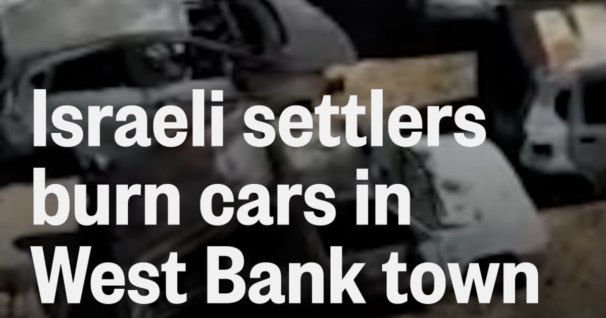 Israeli settlers burn cars in West Bank town
