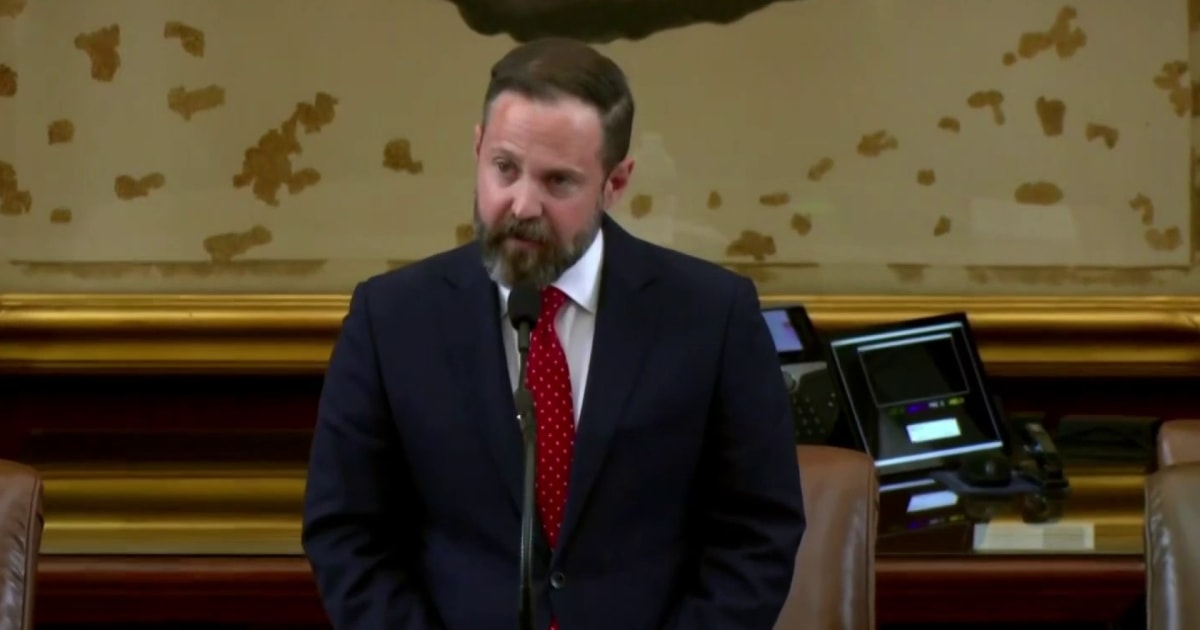 Arrest warrants issued targeting Democrats who fled state in effort to stall GOP redistricting plans