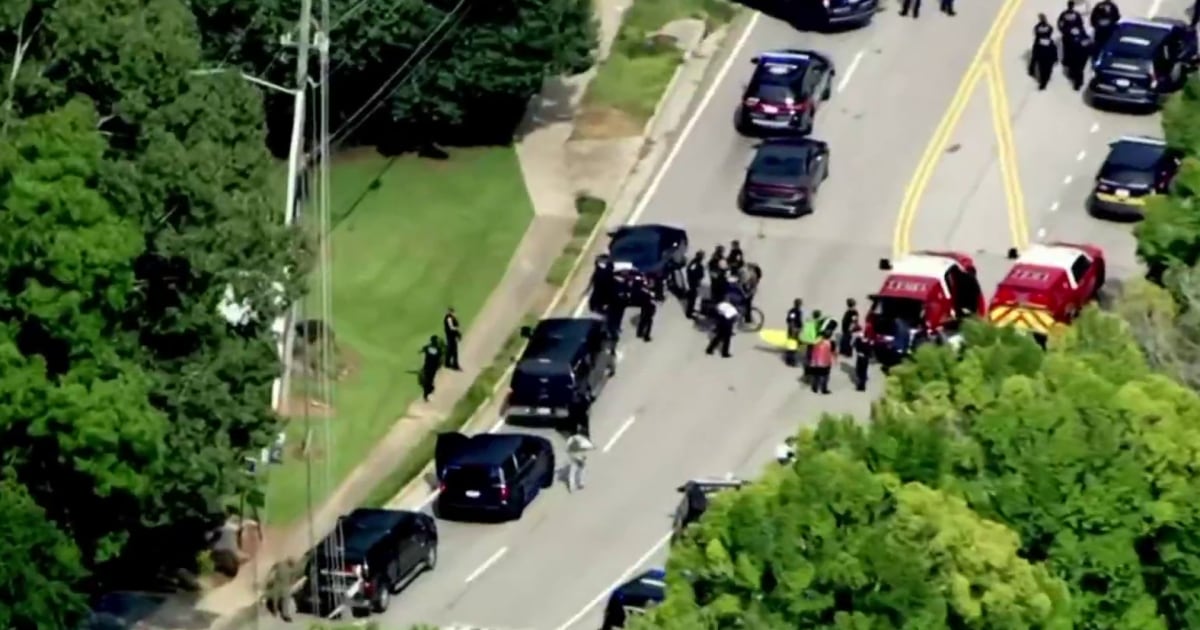 Officer injured in Emory University shooting has died