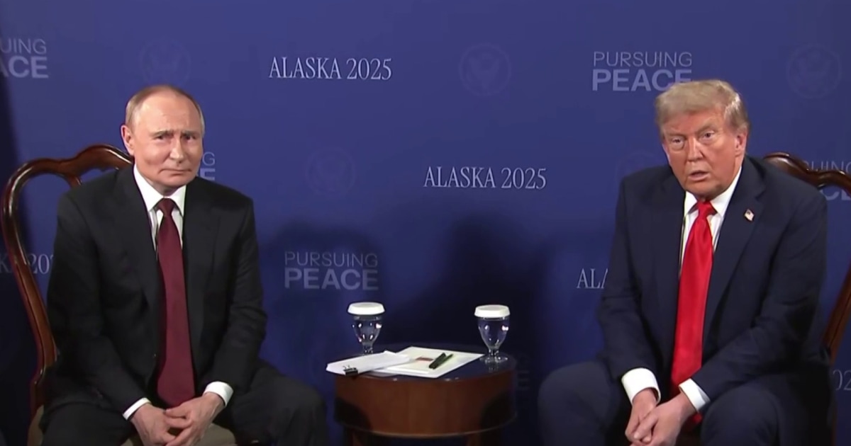 Trump and Putin briefly face cameras at beginning of Alaska summit