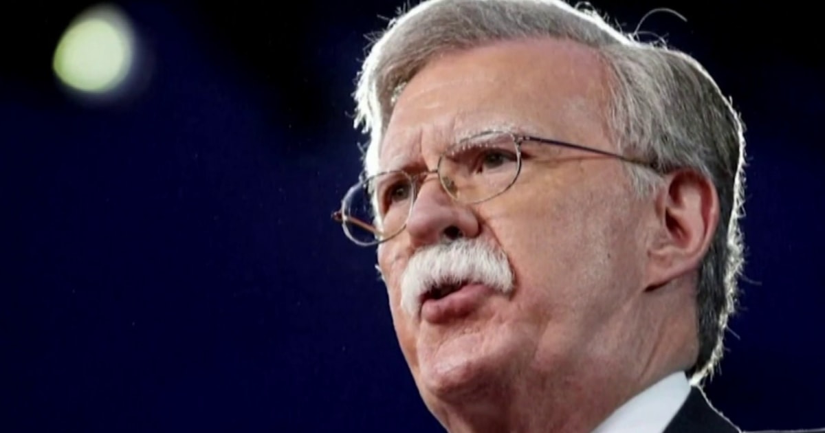 El FBI busca el hogar del ex funcionario de Trump John Bolton