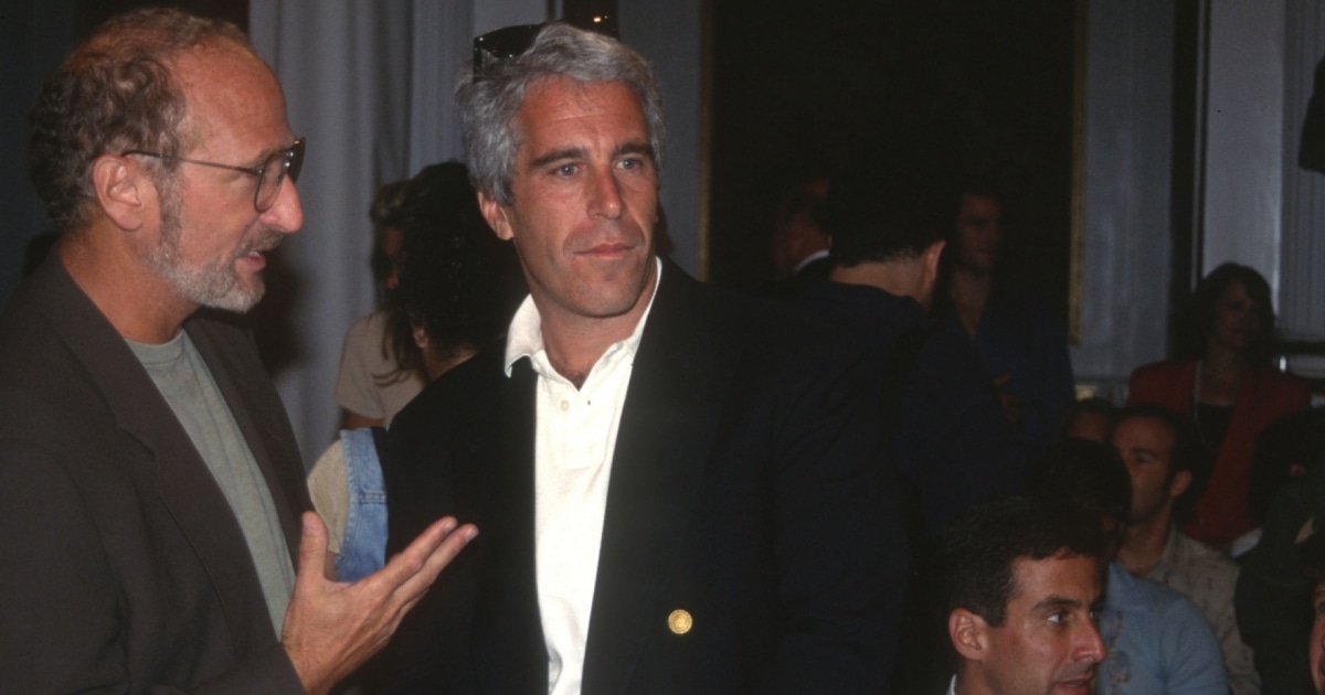 “This is disgusting”: Top Dem slams lawmakers for not fighting for Epstein victims