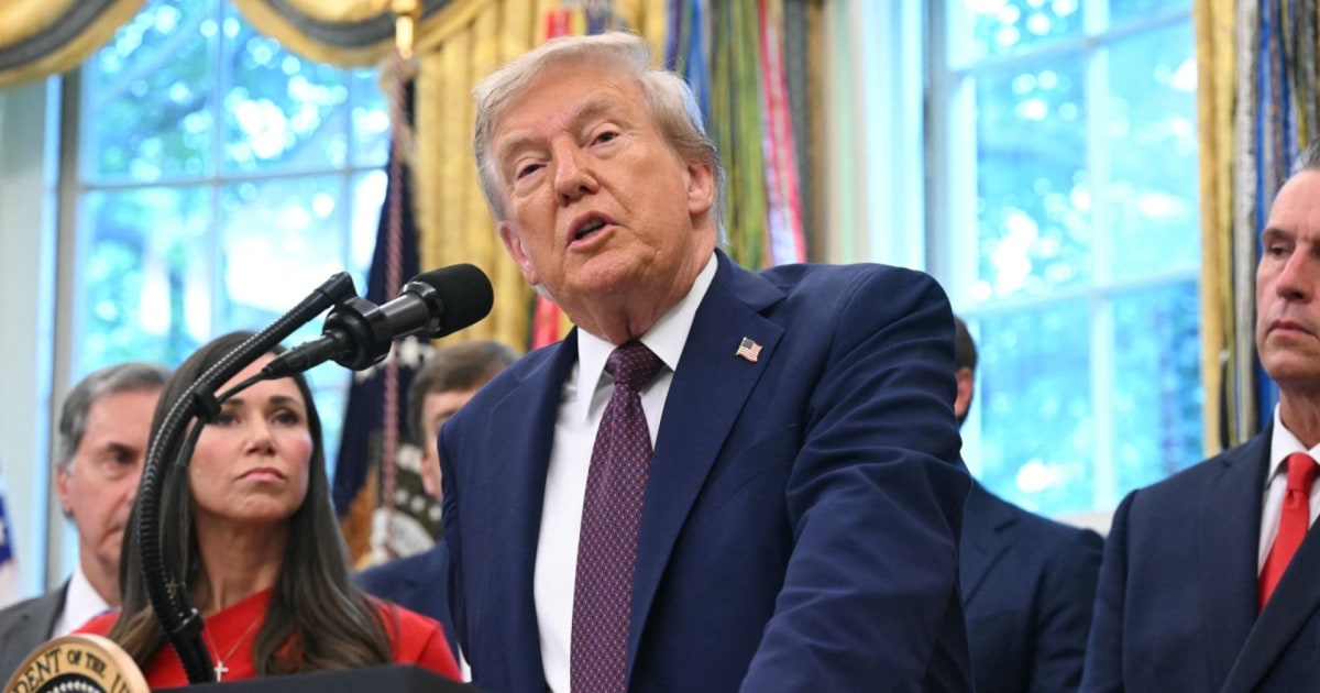 'We're going in': Trump asked about deploying troops to Chicago