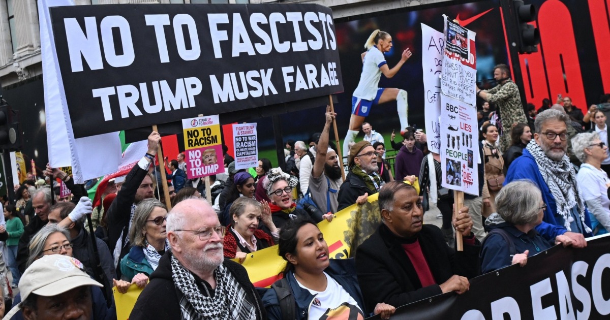Thousands protest in London during Trumps state visit to U.K.&nbsp;