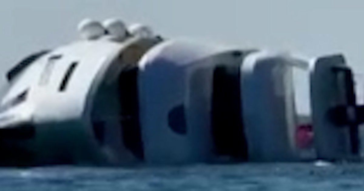 Million-dollar yacht sinks minutes after first launch