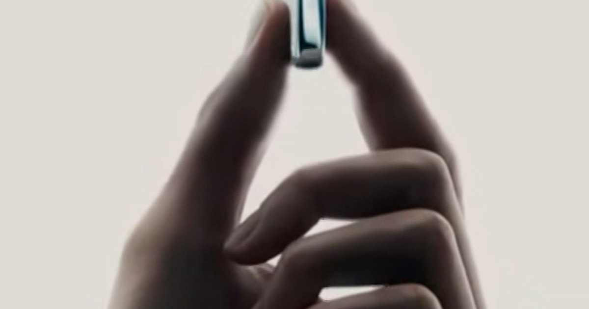 Apple unveils new iPhone models