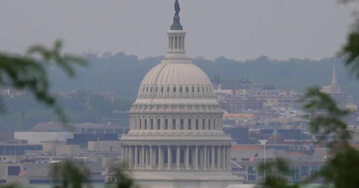 Top Republicans and Democrats clash over federal government shutdown