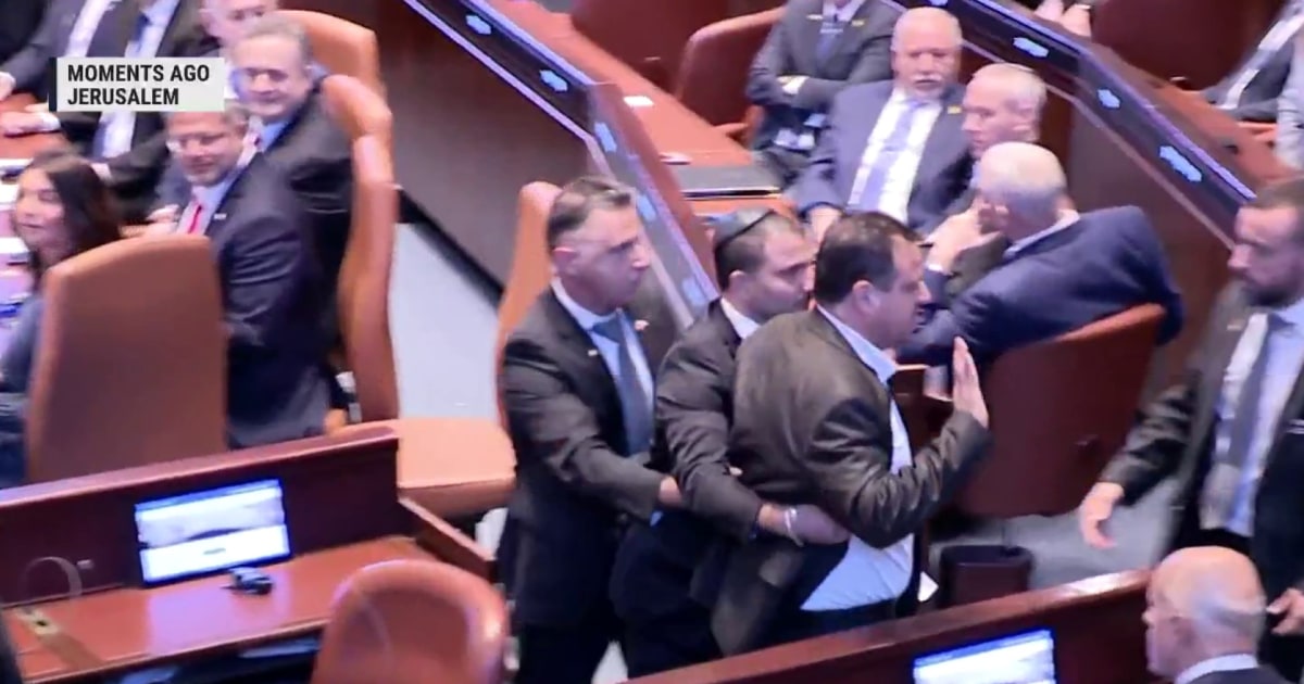 Protesters briefly interrupt Trump's speech to Israeli Parliament