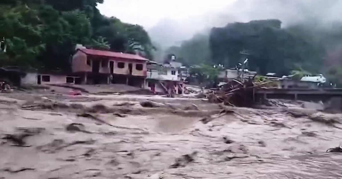 Heavy rainfalls in Mexico leave at least 64 dead and 65 missing