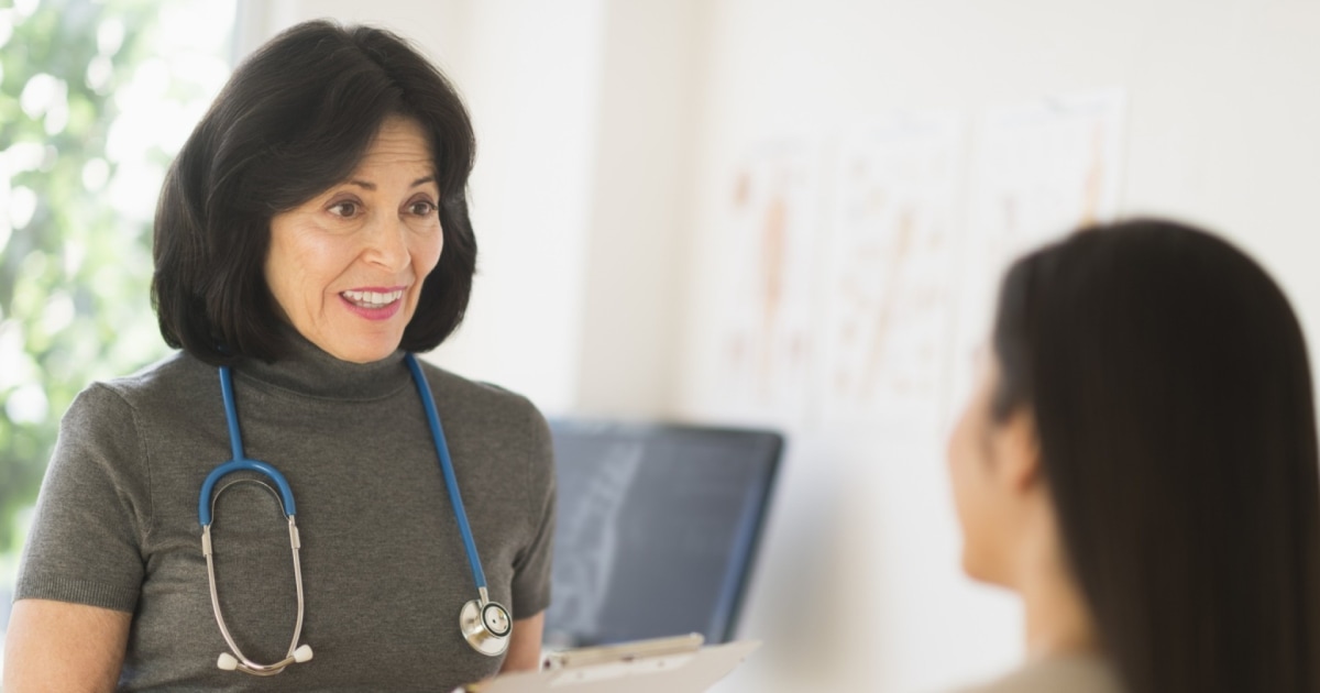 The pros and cons of paying with cash for medical care