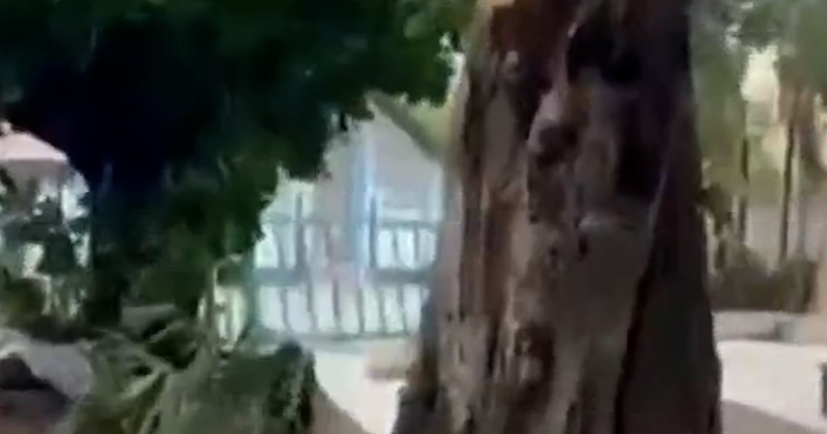 Melissa creating problems for Jamaica ahead of landfall