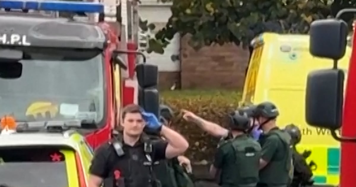 Police say 4 individuals injured after synagogue assault