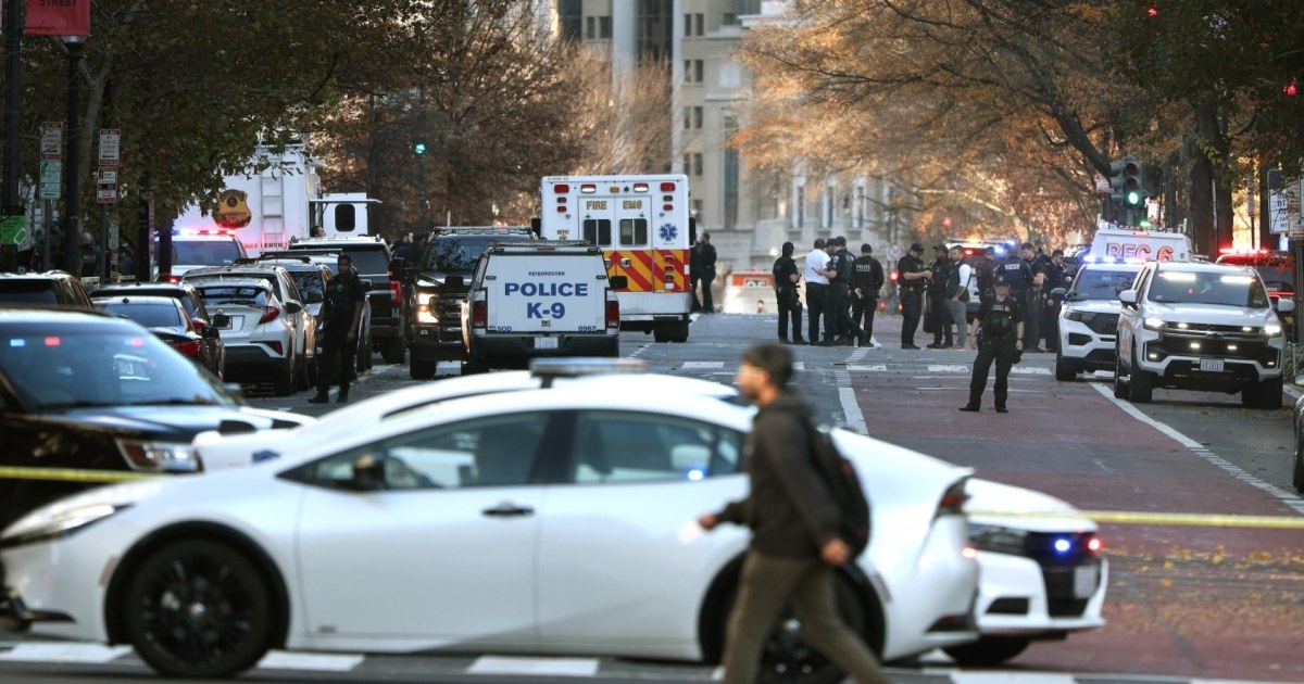 Two national guardsmen shot in D.C.