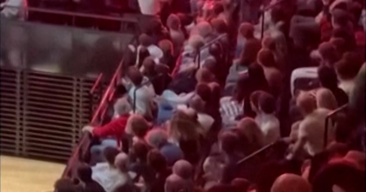 Protesters Set Off Flares At Israeli Concert In Paris