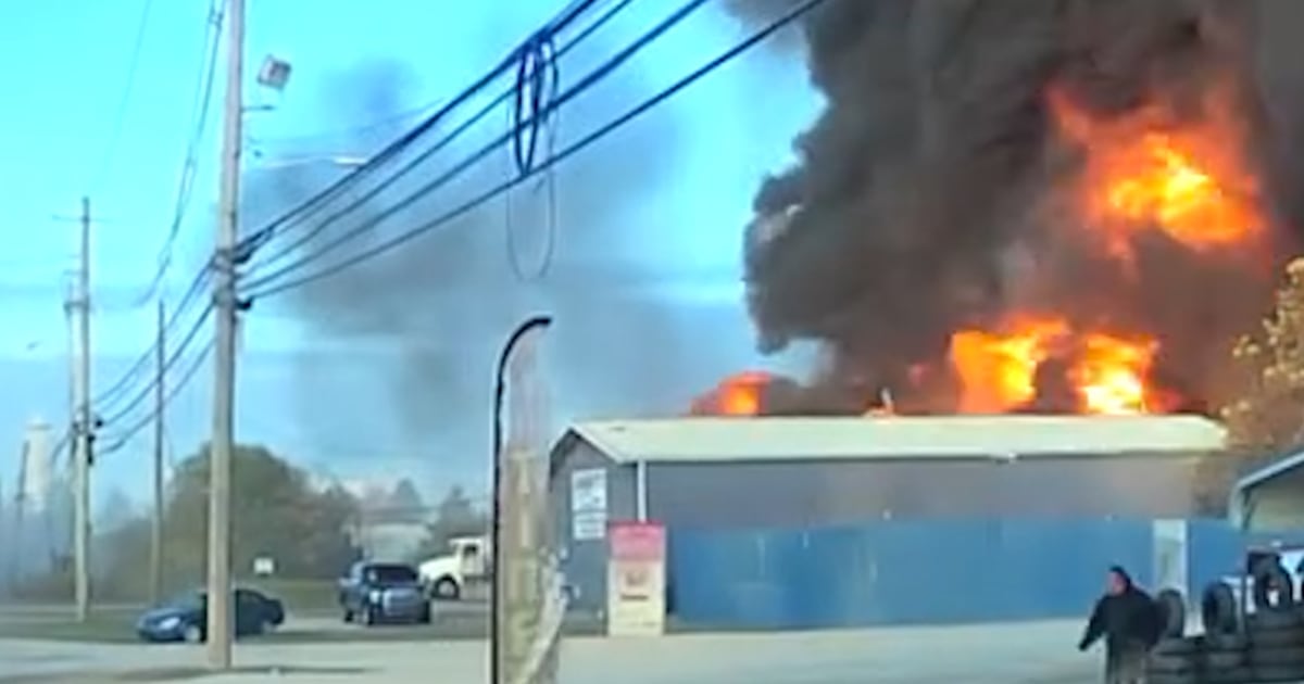 Dashcam captured moment UPS Flight 2976 crashed