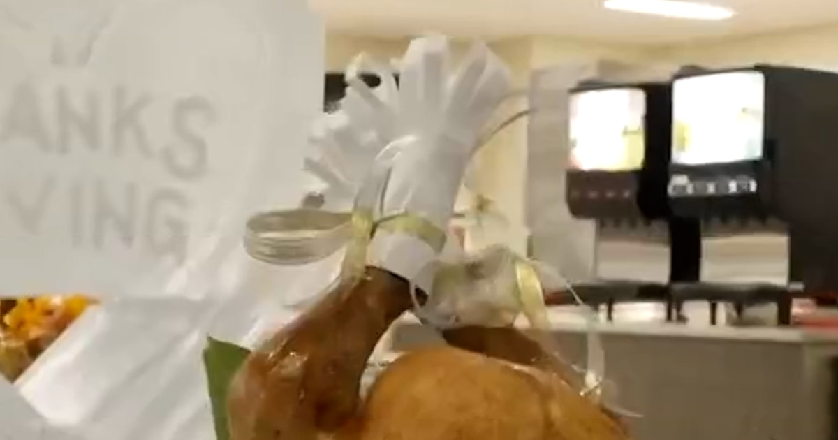 How U.s. Troops Are Celebrating Thanksgiving Overseas